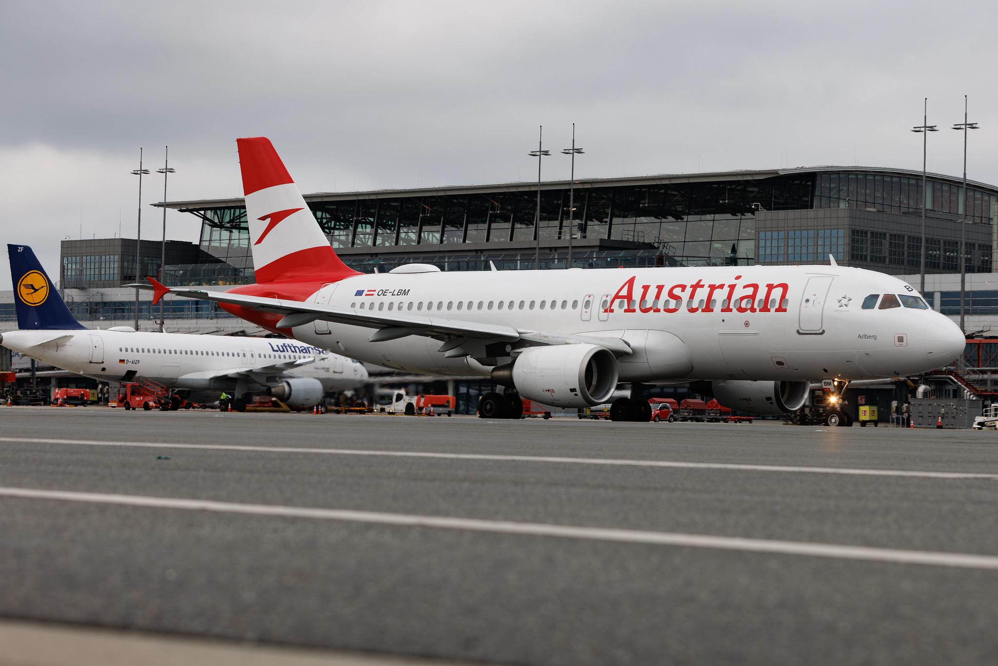 Hamburg Airport: Austrian Airlines (OS / AUA) | Airbus A320-214 A320 | OE-LBM | MSN 1504