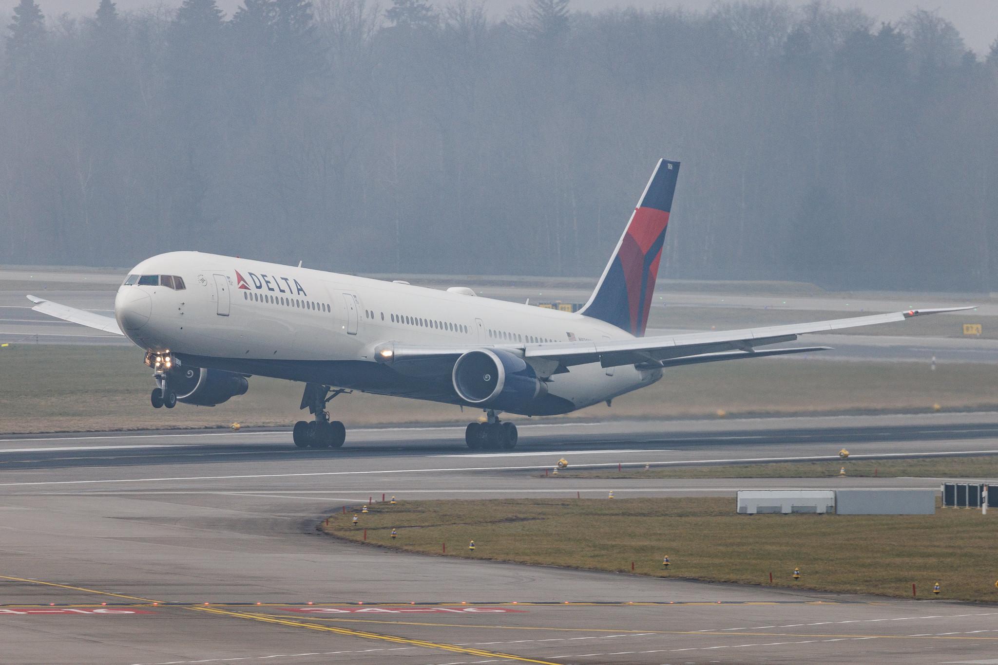 Flughafen Zürich: Delta Air Lines (DL / DAL) | Boeing 767-432(ER) B764 | N830MH | MSN 29701