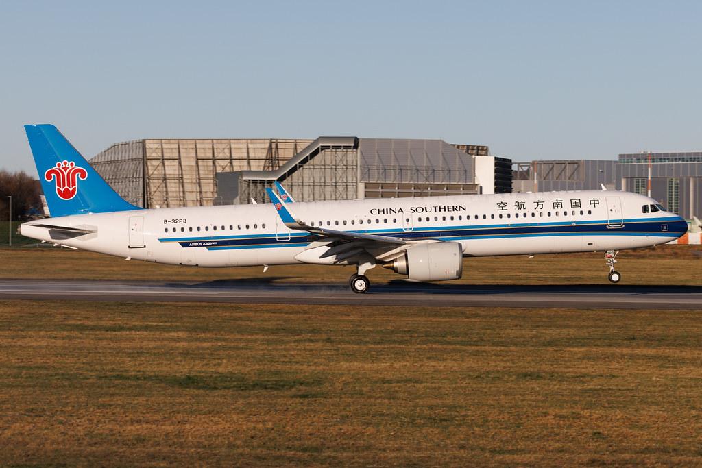 Hamburg Finkenwerder: China Southern Airlines (CZ / CSN) | Airbus A321-251NX A21N | B-32P3 | MSN 12813