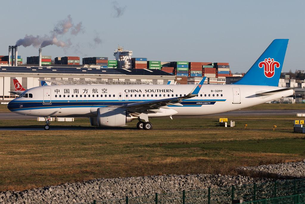 Hamburg Finkenwerder: China Southern Airlines (CZ / CSN)| Airbus A320-251N A20N | B-32PP | MSN 12928