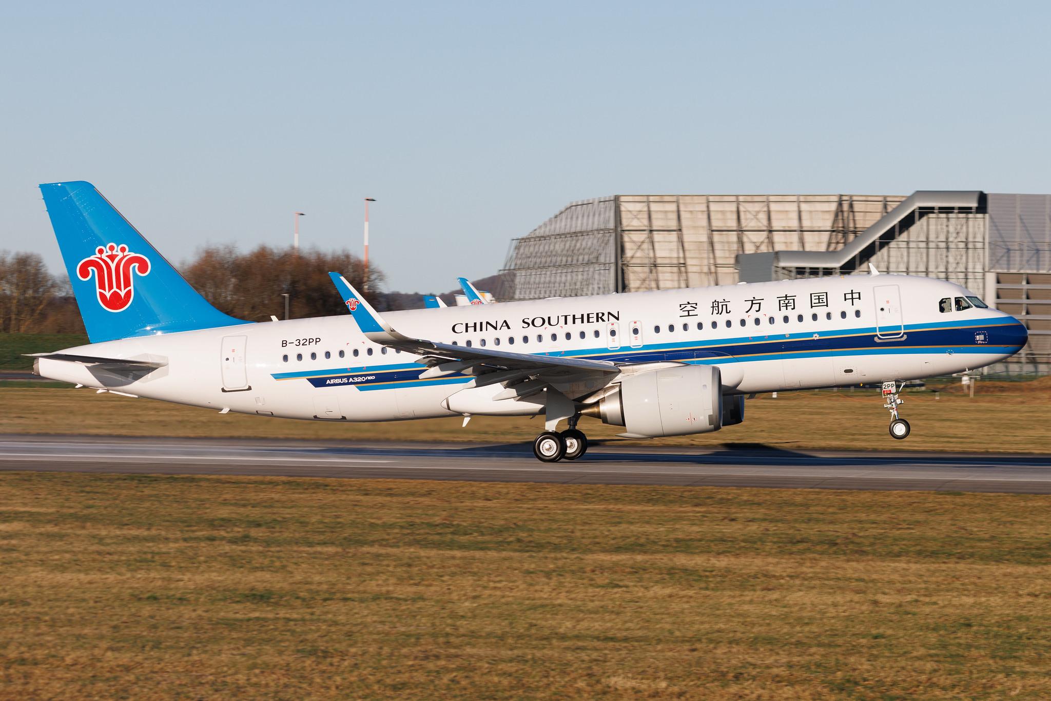 Hamburg Finkenwerder: China Southern Airlines (CZ / CSN)| Airbus A320-251N A20N | B-32PP | MSN 12928