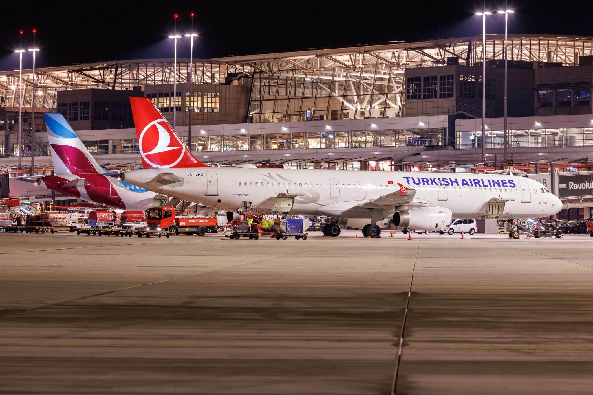 Hamburg Airport: Turkish Airlines (TK / THY) | Airbus A321-231 A321 | TC-JRZ | MSN 5118