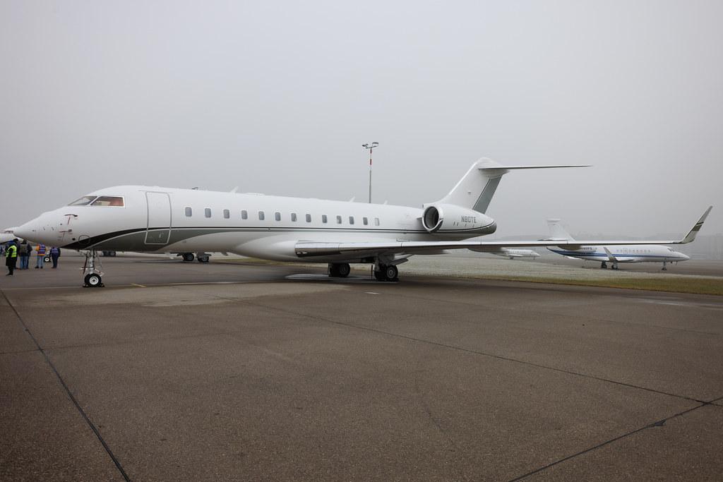 Flughafen Zürich: Solairus Aviation (TWY) | Bombardier Global 6500 GLEX | N80TE | MSN 60006