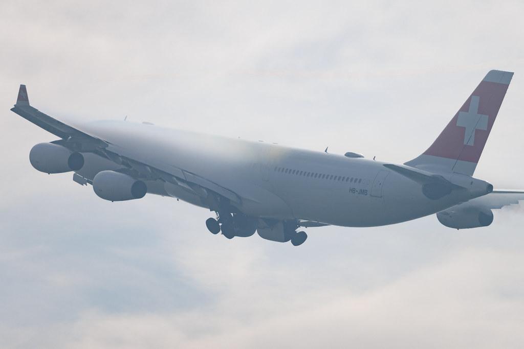 Flughafen Zürich: Swiss (LX / SWR) | Airbus A340-313 A343 | HB-JMB | MSN 0545