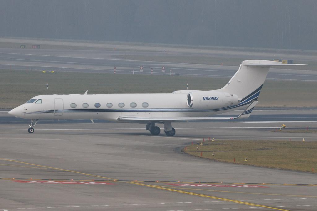 Flughafen Zürich: Private owner | Gulfstream G550 GLF5 | N889MS | MSN 5190