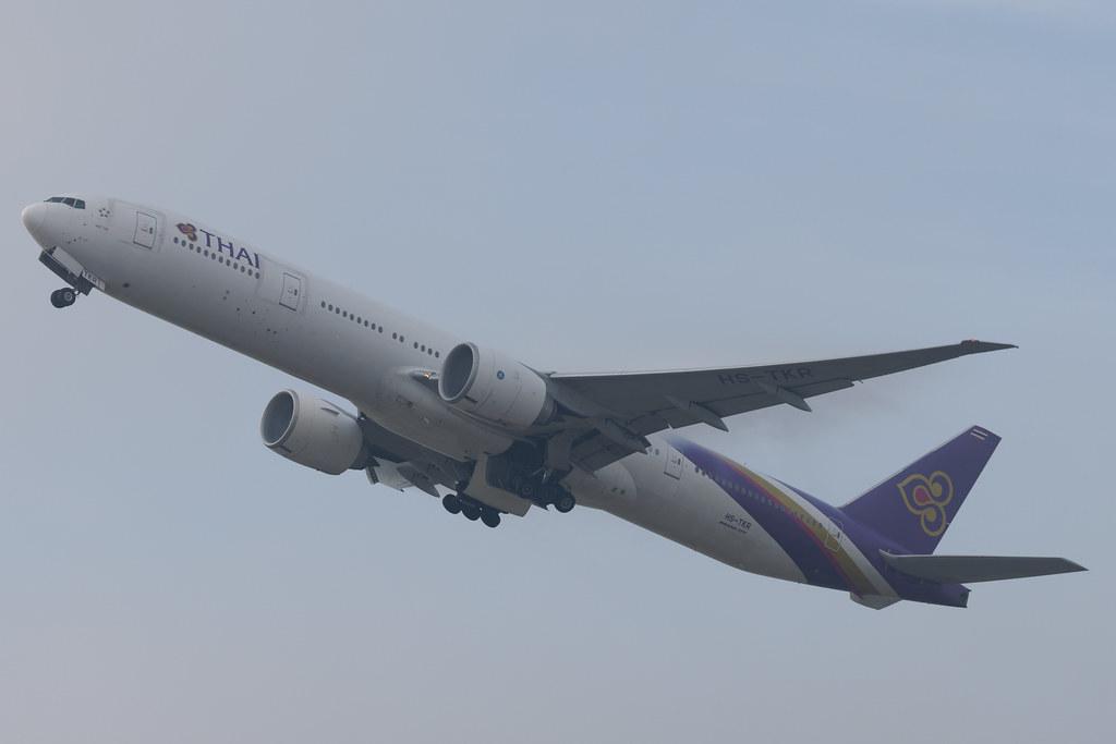 Flughafen Zürich: Thai Airways (TG / THA) | Boeing 777-3AL(ER) B77W | HS-TKR | MSN 41527
