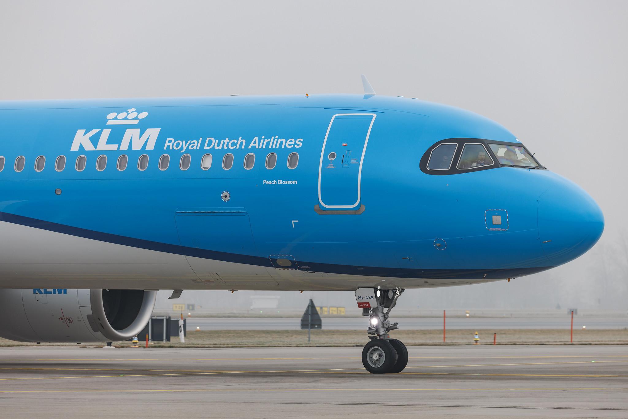 Flughafen Zürich: KLM (KL / KLM) | Airbus A321-252NX A21N | PH-AXB | MSN 12144