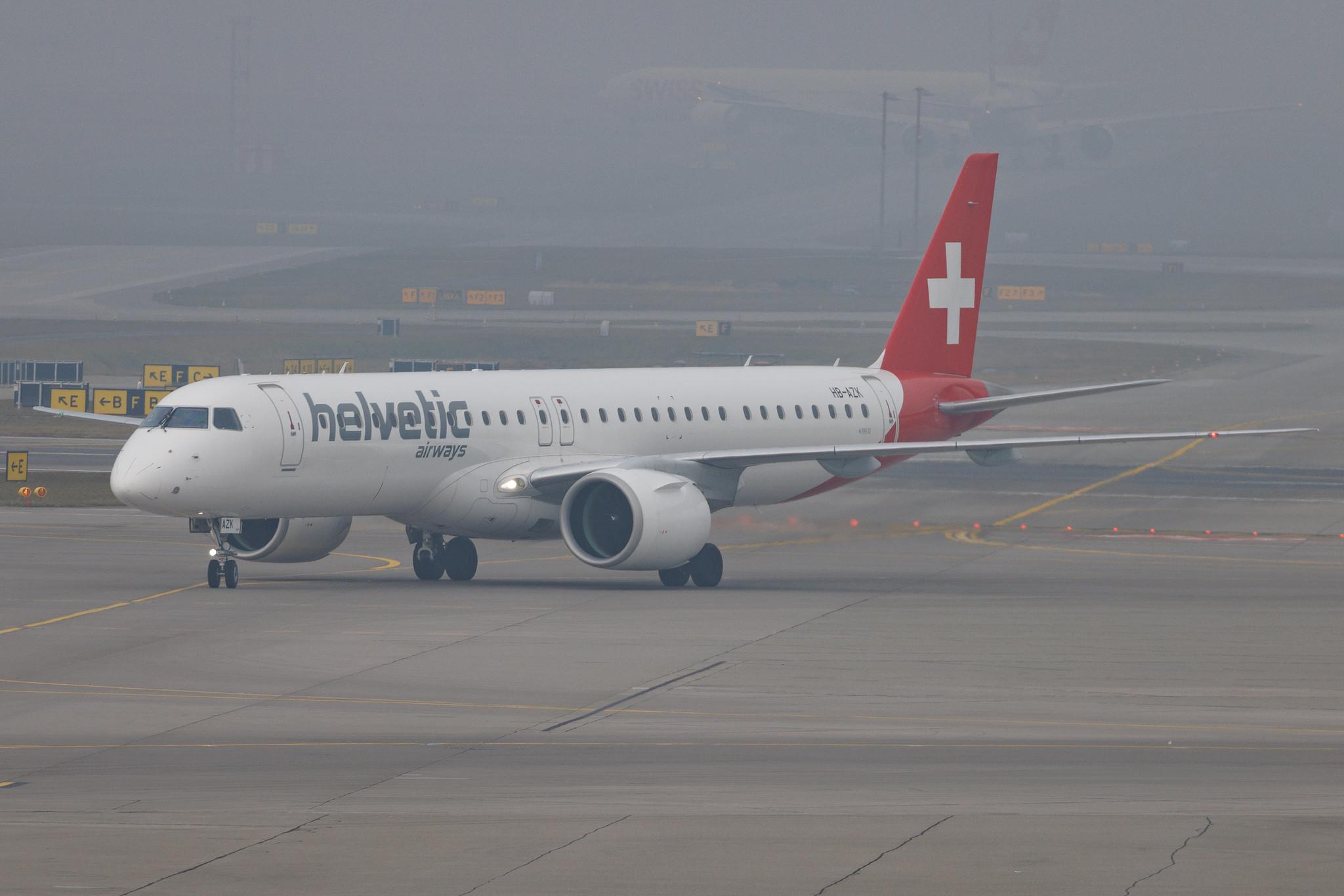 Flughafen Zürich: Helvetic Airways (2L / OAW) | Embraer E195-E2 E295 | HB-AZK | MSN 19020058