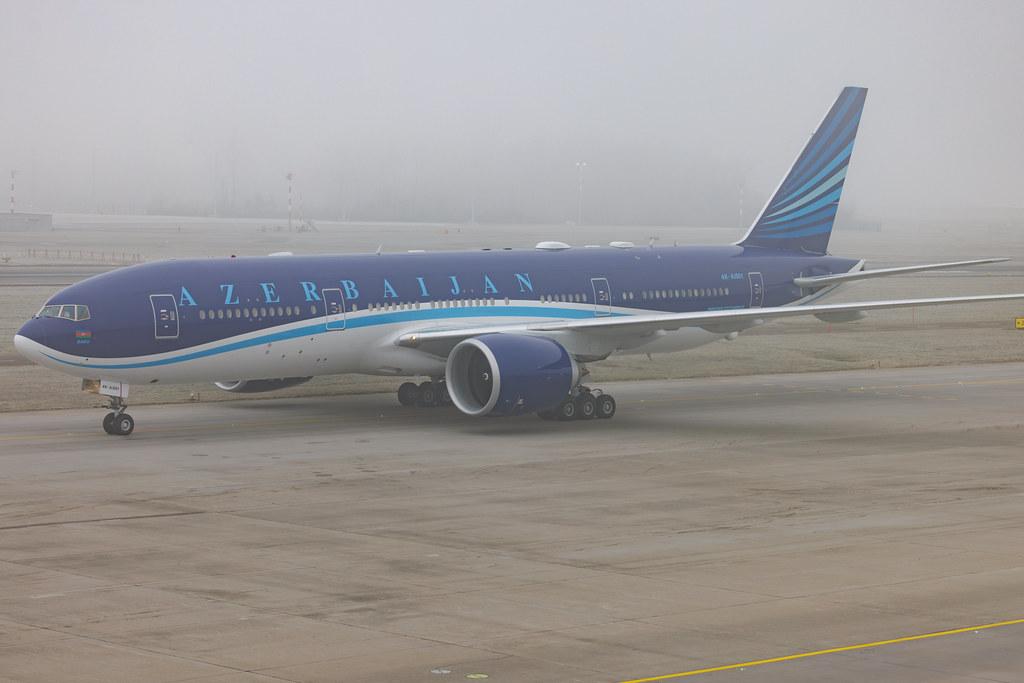 Flughafen Zürich: Azerbaijan Airlines (J2 / AHY) | Boeing 777-200(LR) B77L | 4K-AI001 | MSN 66536