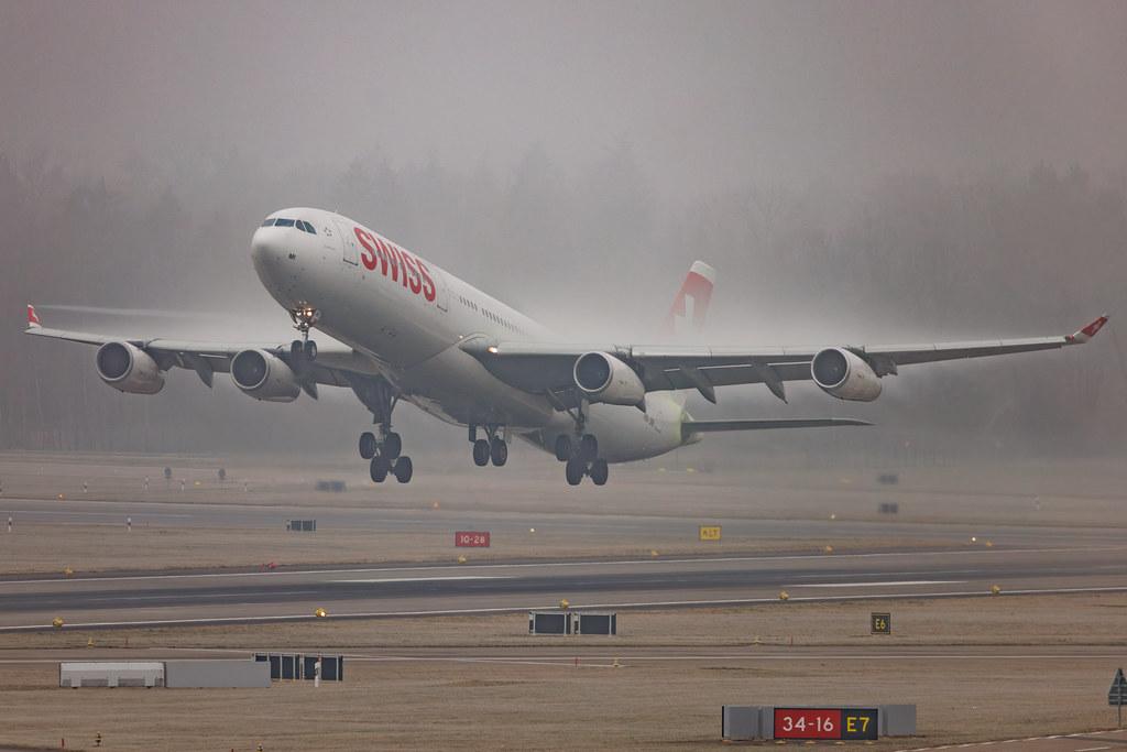 Flughafen Zürich: Swiss (LX / SWR) | Airbus A340-313 A343 | HB-JMI | MSN 0598