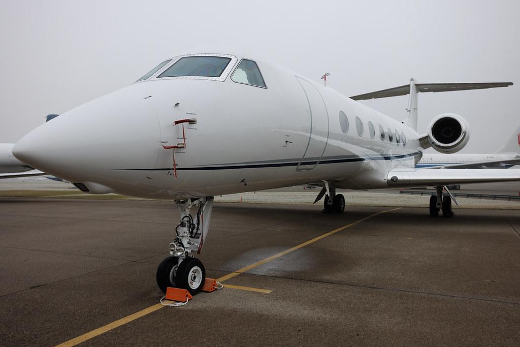 Flughafen Zürich: Private owner | Gulfstream G550 GLF5 | N640W | MSN 5416
