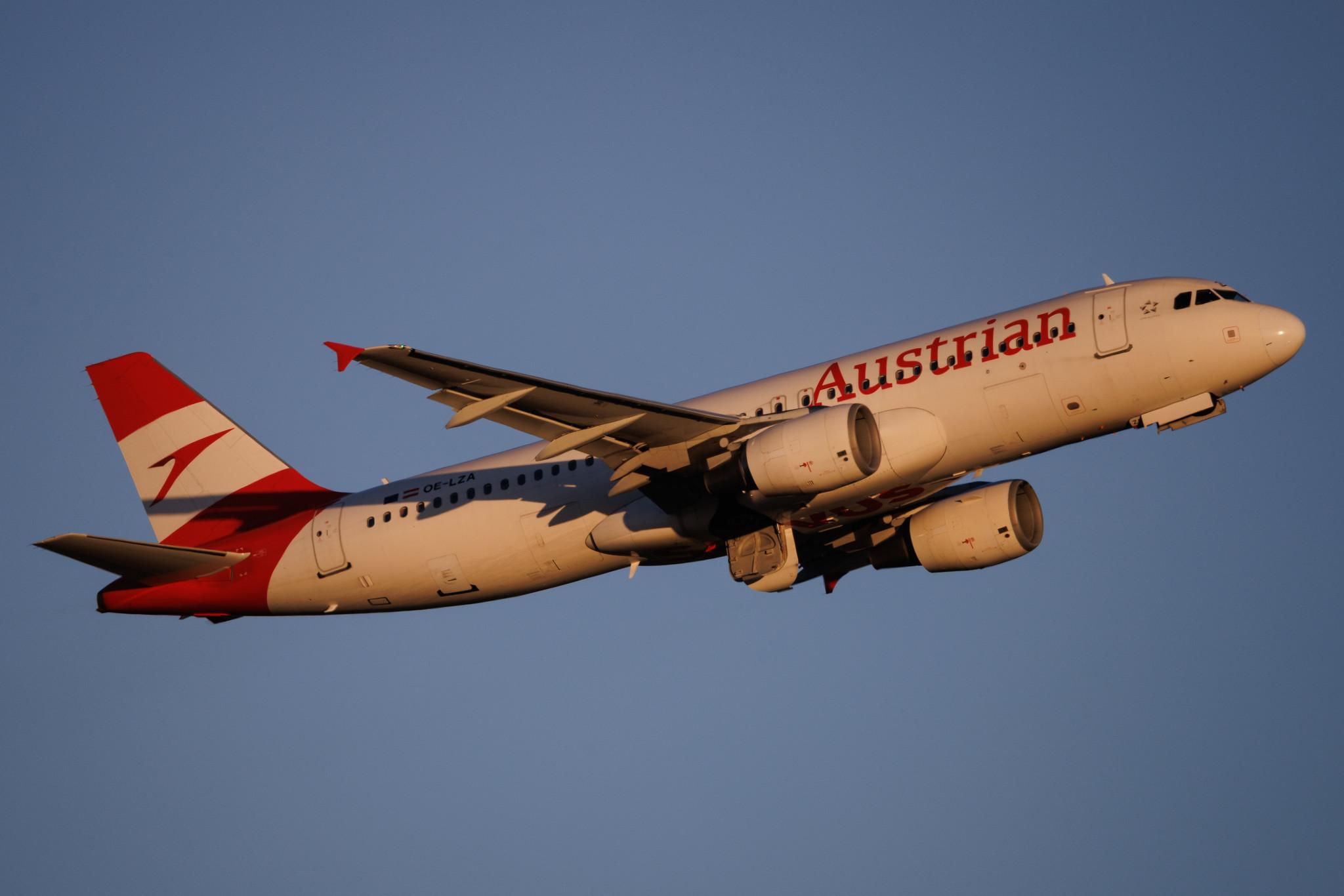 Hamburg Airport: Austrian Airlines (OS / AUA) | Airbus A320-214 A320 | OE-LZA | MSN 3234