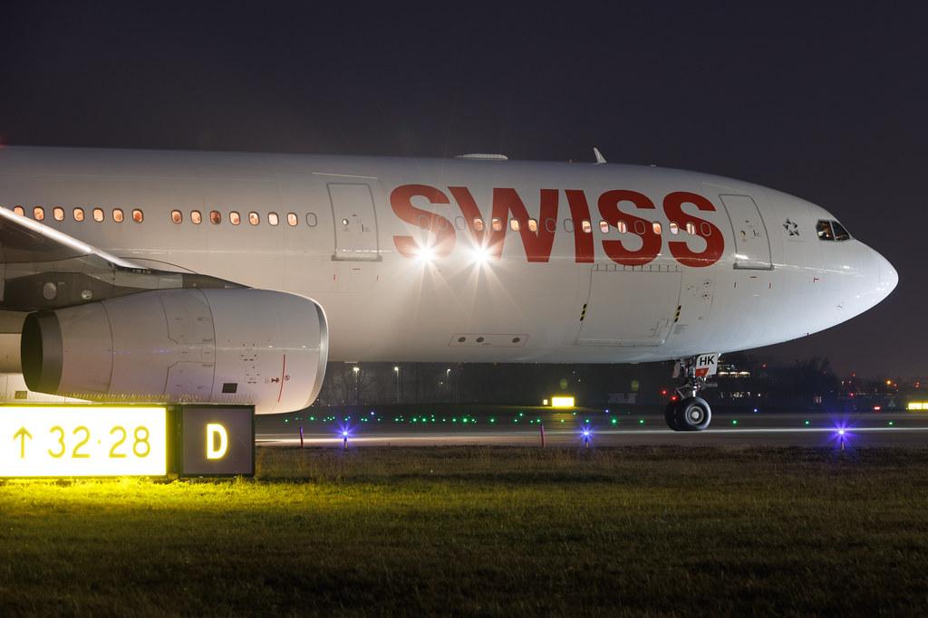Flughafen Zürich: Swiss (LX / SWR) | Airbus A330-343 A333 | HB-JHK | MSN 1276