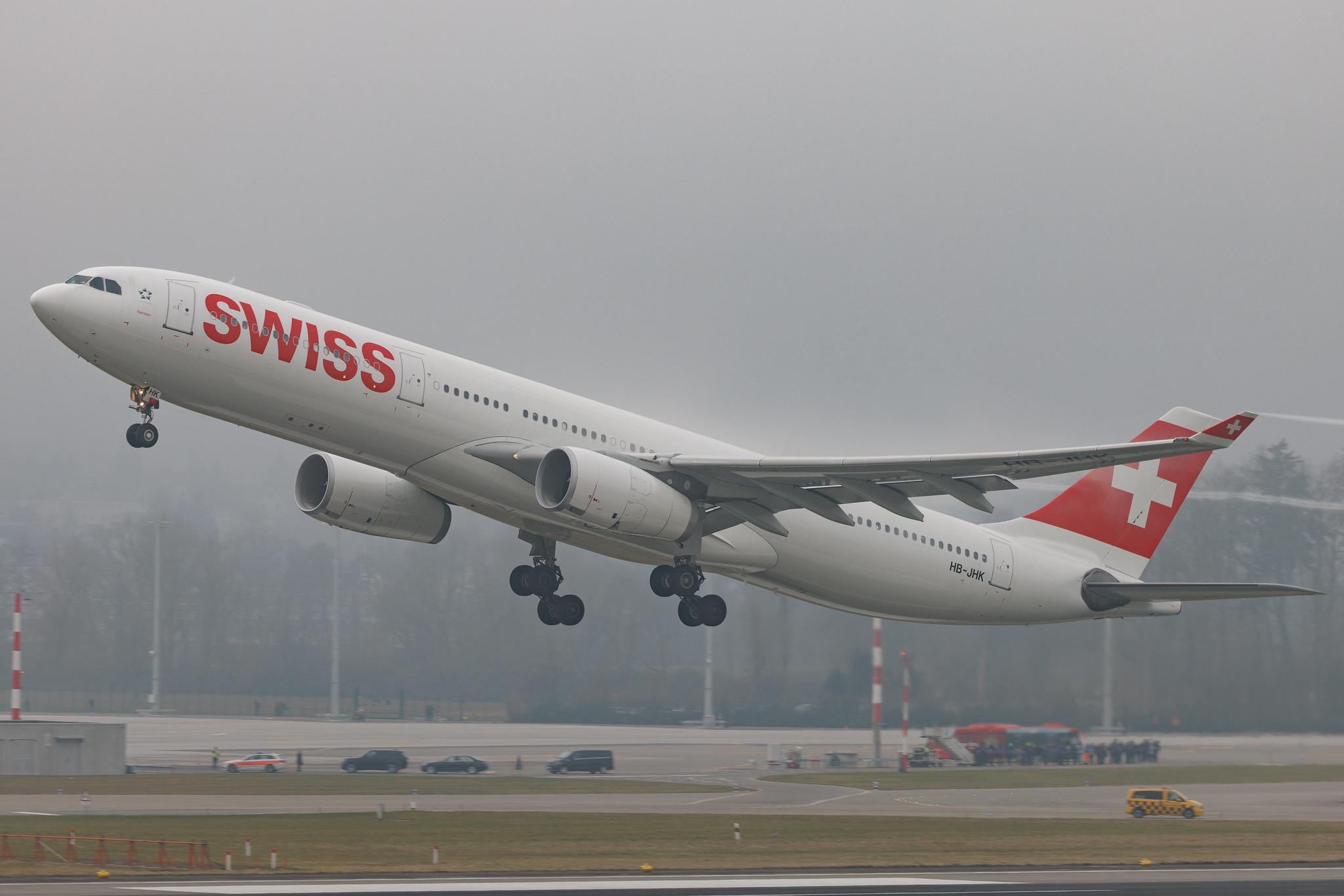 Flughafen Zürich: Swiss (LX / SWR) | Airbus A330-343 A333 | HB-JHK | MSN 1276