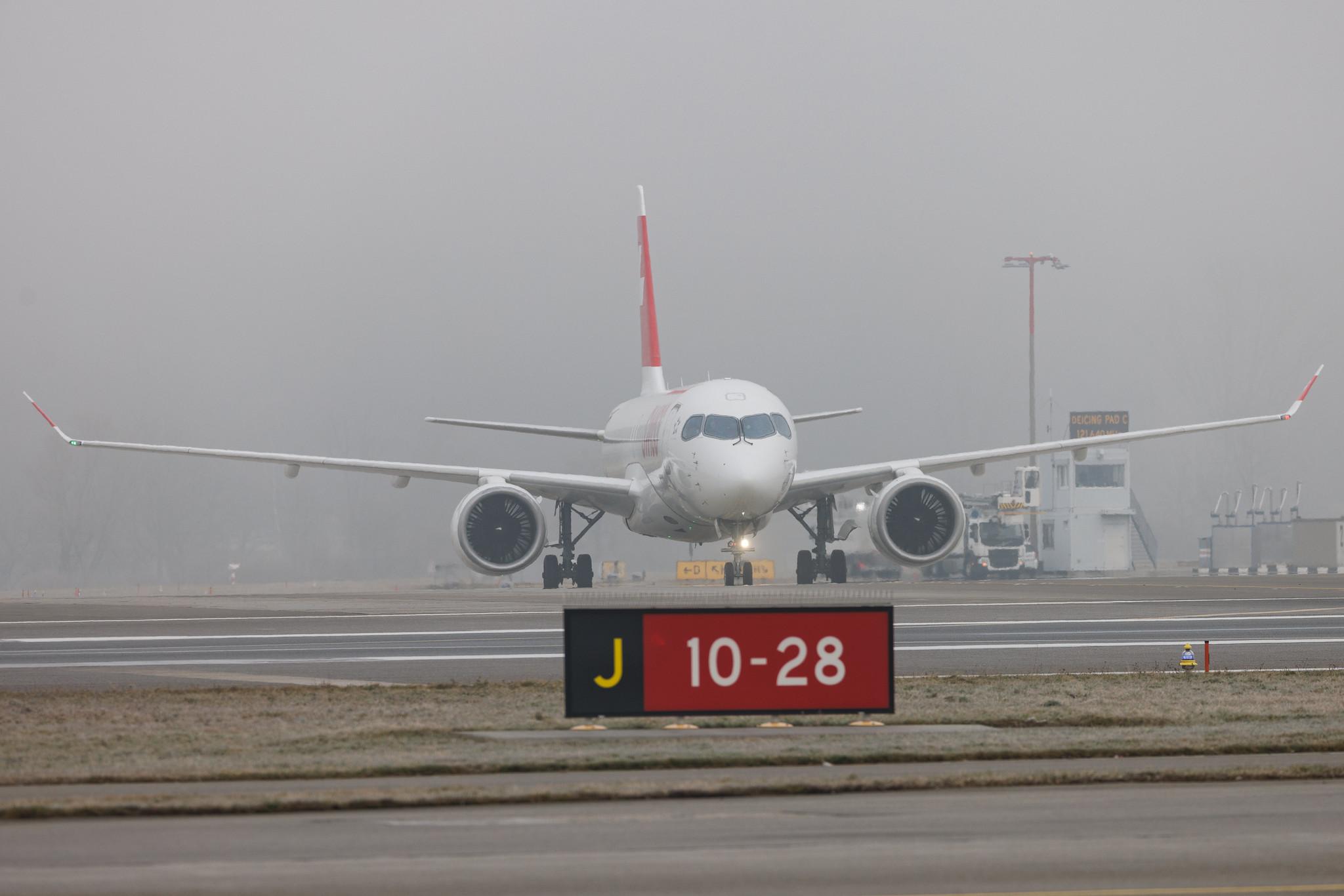 Flughafen Zürich: Swiss (LX / SWR) | Airbus A220-300 BCS3 | HB-JCG | MSN 55020