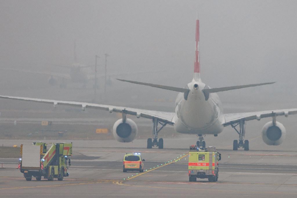 Flughafen Zürich: Swiss (LX / SWR) | Airbus A330-343 A333 | HB-JHM | MSN 1355