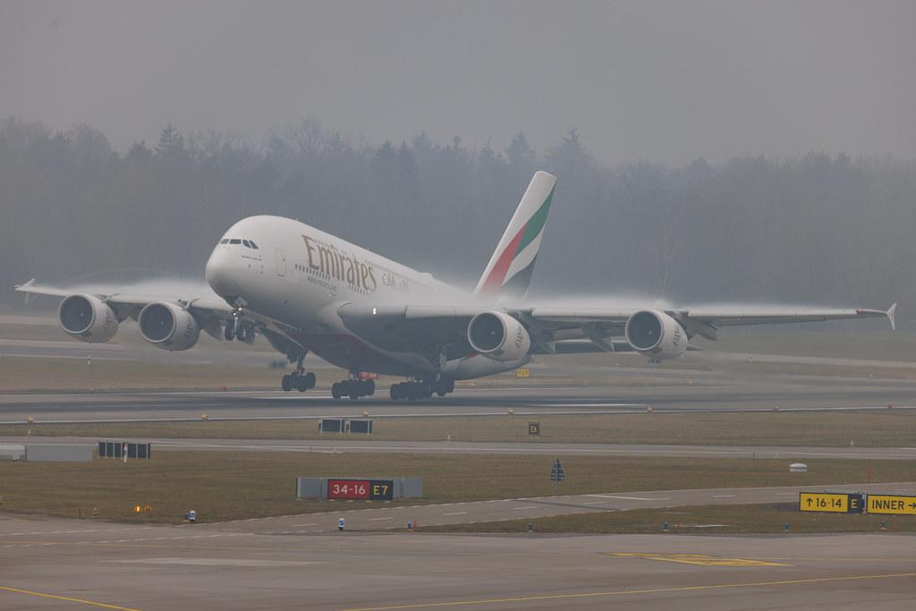 Flughafen Zürich: Emirates (EK / UAE) | Airbus A380-861 A388 | A6-EEQ | MSN 141