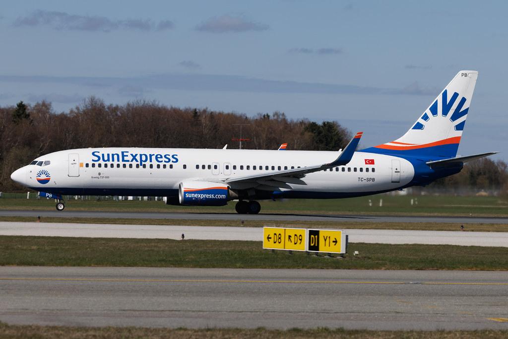 Hamburg Airport: SunExpress (XQ / SXS) | Boeing 737-86Q B738 | TC-SPB | MSN 30272