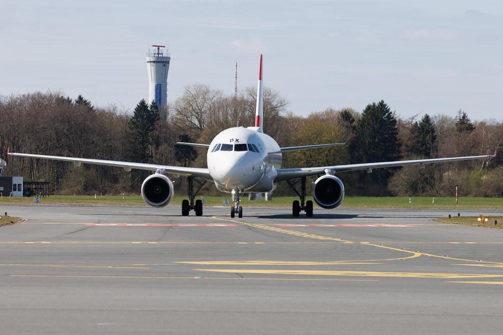 Hamburg Airport: Austrian Airlines (OS / AUA) | Airbus A320-214 A320 | OE-LBX | MSN 1735