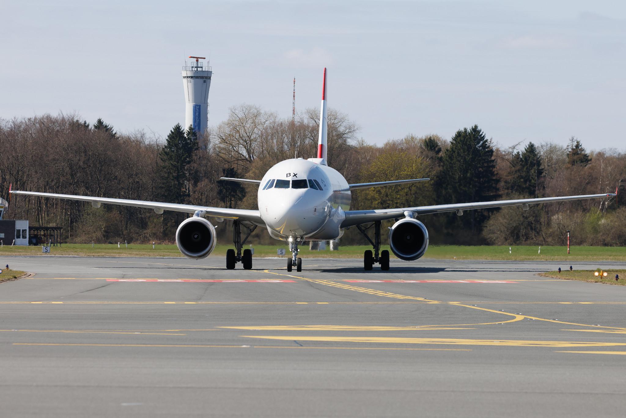 Hamburg Airport: Austrian Airlines (OS / AUA) | Airbus A320-214 A320 | OE-LBX | MSN 1735
