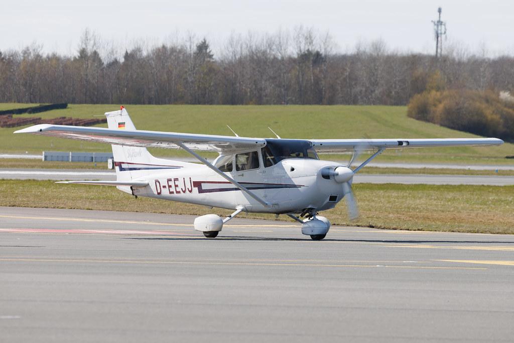 Hamburg Airport: Private owner | Cessna 172R Skyhawk C172 | D-EEJJ | MSN 17280813