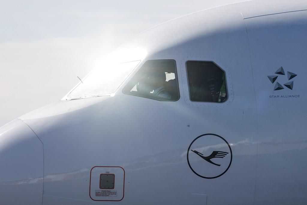 Hamburg Airport: Lufthansa (LH / DLH) | Airbus A321-231 A321 | D-AIDM | MSN 4916