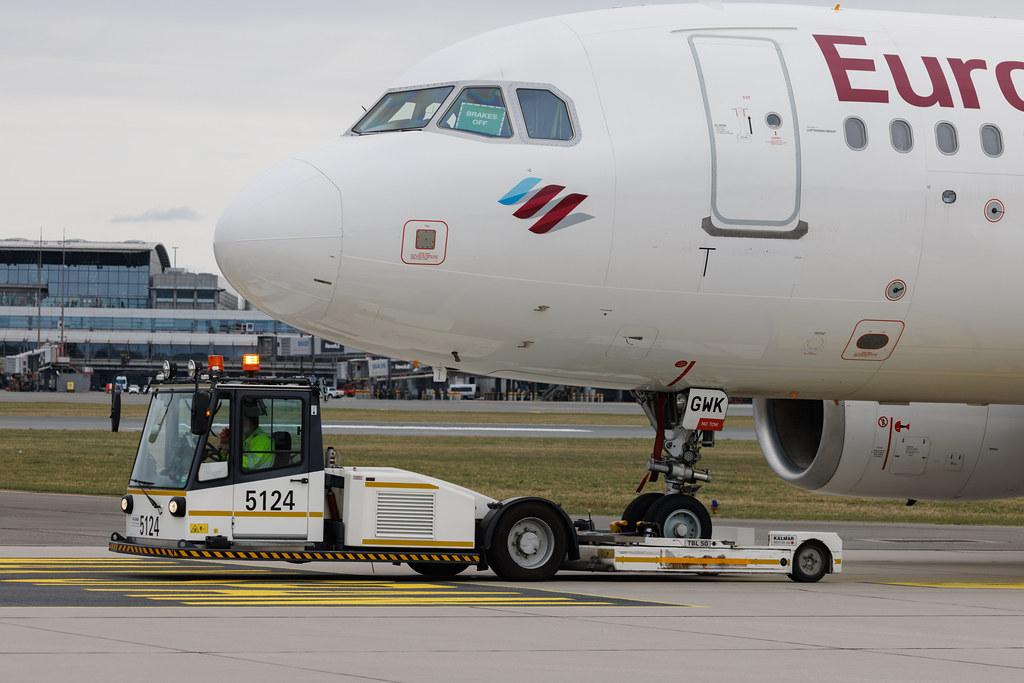 Hamburg Airport: Eurowings (EW / EWG) | Airbus A319-132 A319 | D-AGWK | MSN 3500