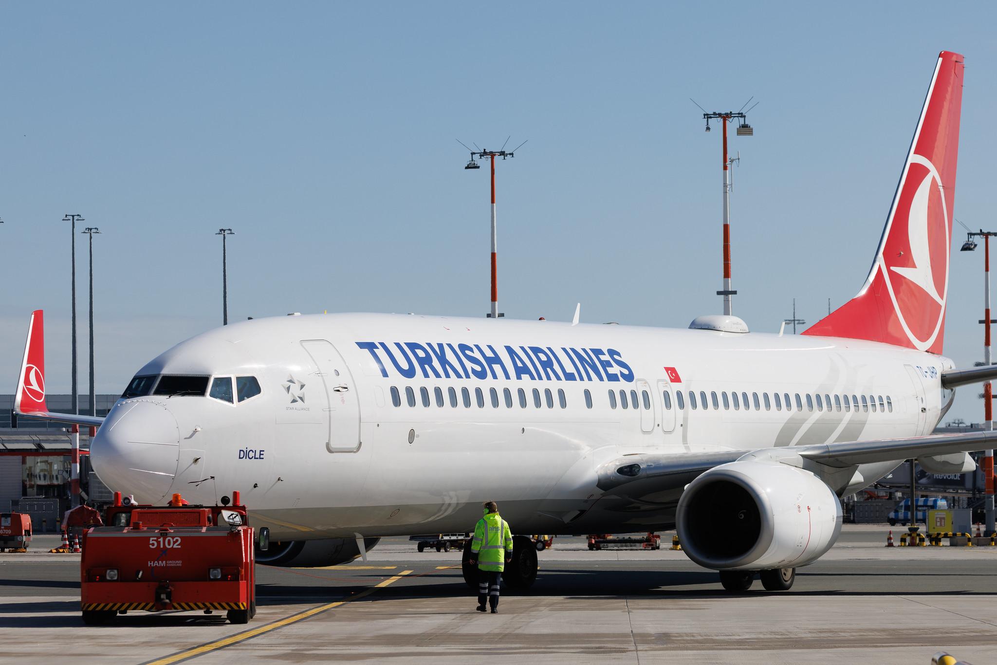 Hamburg Airport: Turkish Airlines (TK / THY) | Boeing 737-8F2 B738 | TC-JHP | MSN 42000