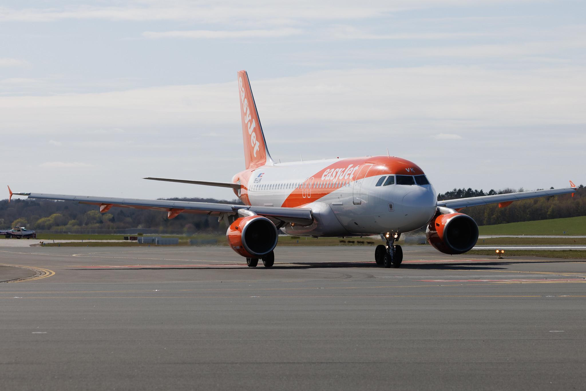 Hamburg Airport: easyJet (U2 / EZY) | Operator: easyJet Europe | Airbus A319-111 A319 | OE-LVK | MSN 02782