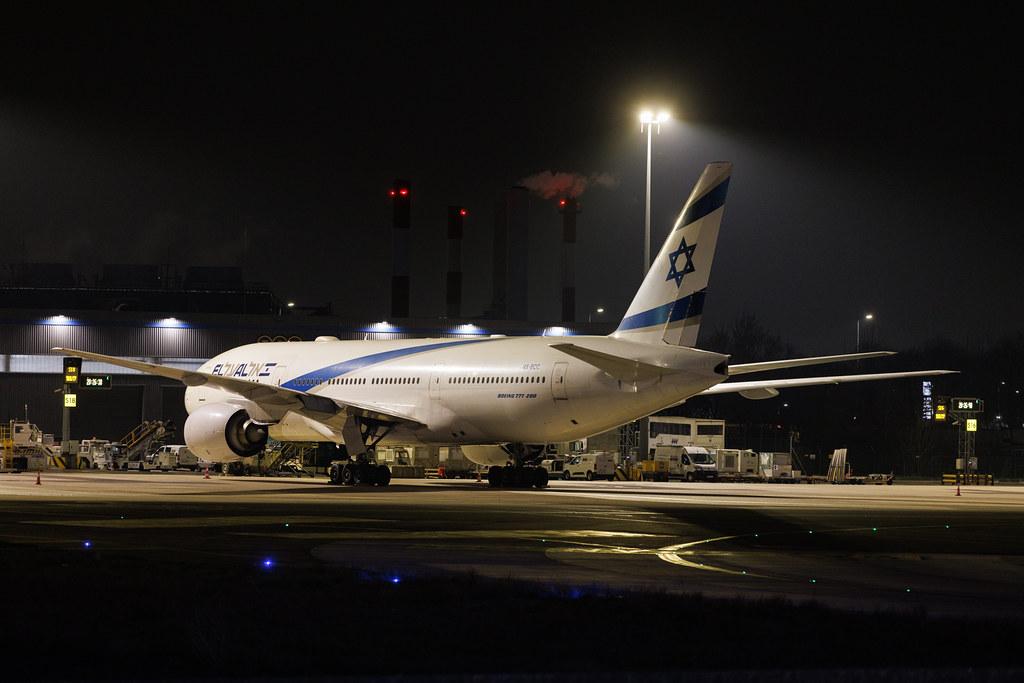 Paris Charles de Gaulle Airport: El Al (LY / ELY) | Boeing 777-258(ER) B772 | 4X-ECC | MSN 30833
