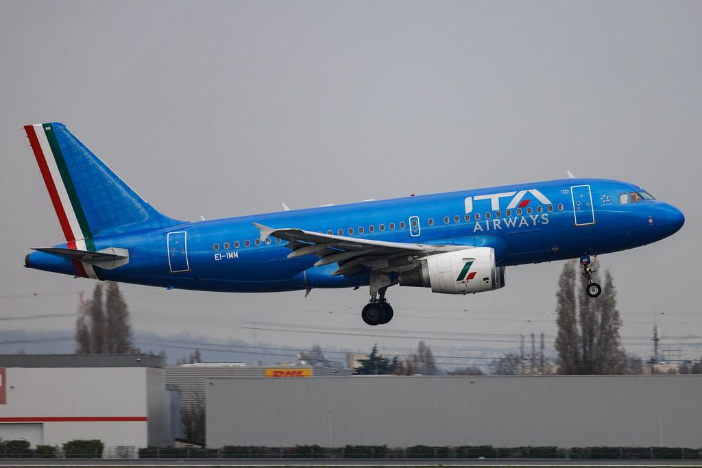 Paris Orly Airport: ITA Airways (AZ / ITY) |  Airbus A319-111 A319 | EI-IMM | MSN 4759