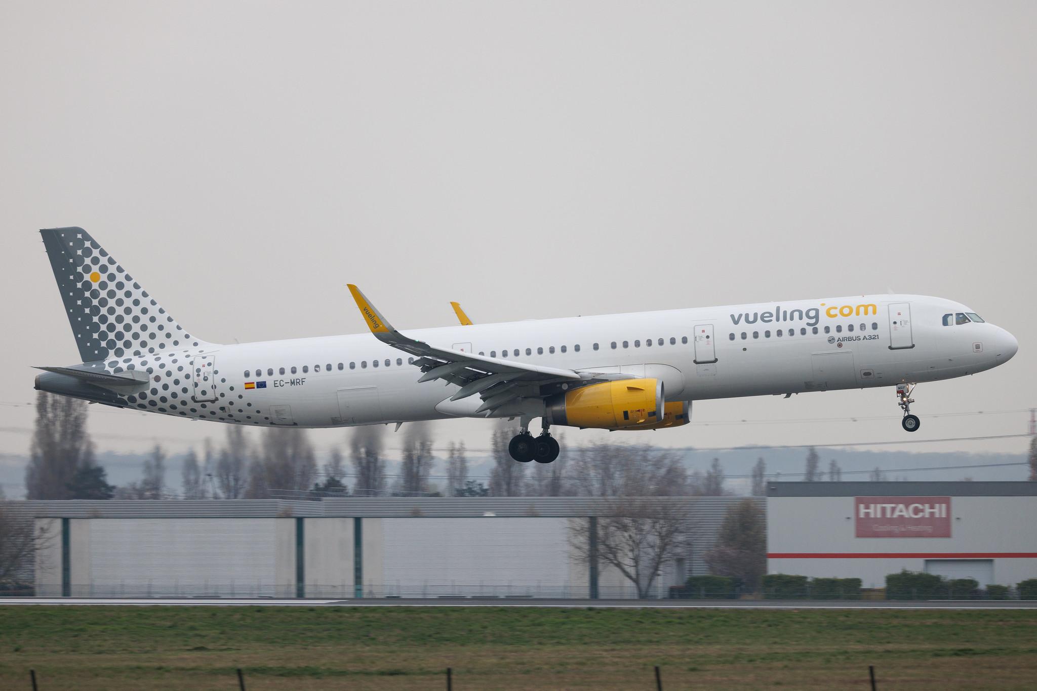Paris Orly Airport: Vueling (VY / VLG) | Airbus A321-231 A321 | EC-MRF | MSN 07714
