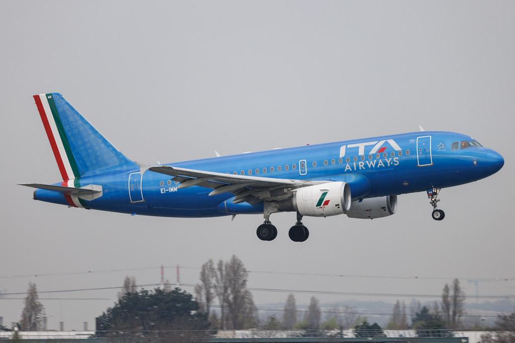 Paris Orly Airport: ITA Airways (AZ / ITY) |  Airbus A319-111 A319 | EI-IMM | MSN 4759