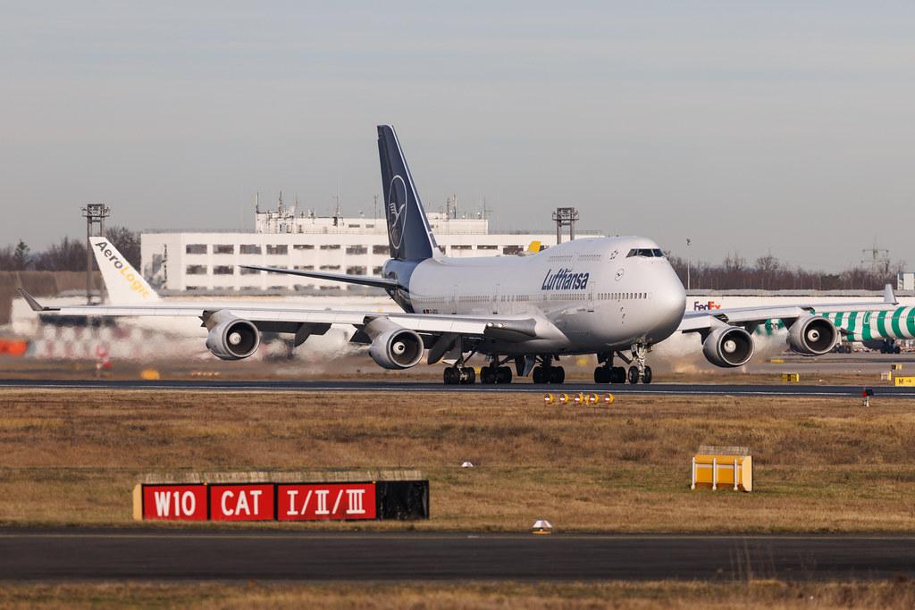 Frankfurt Airport: Lufthansa (LH / DLH) | Boeing 747-430 B744 | D-ABVU | MSN 29492
