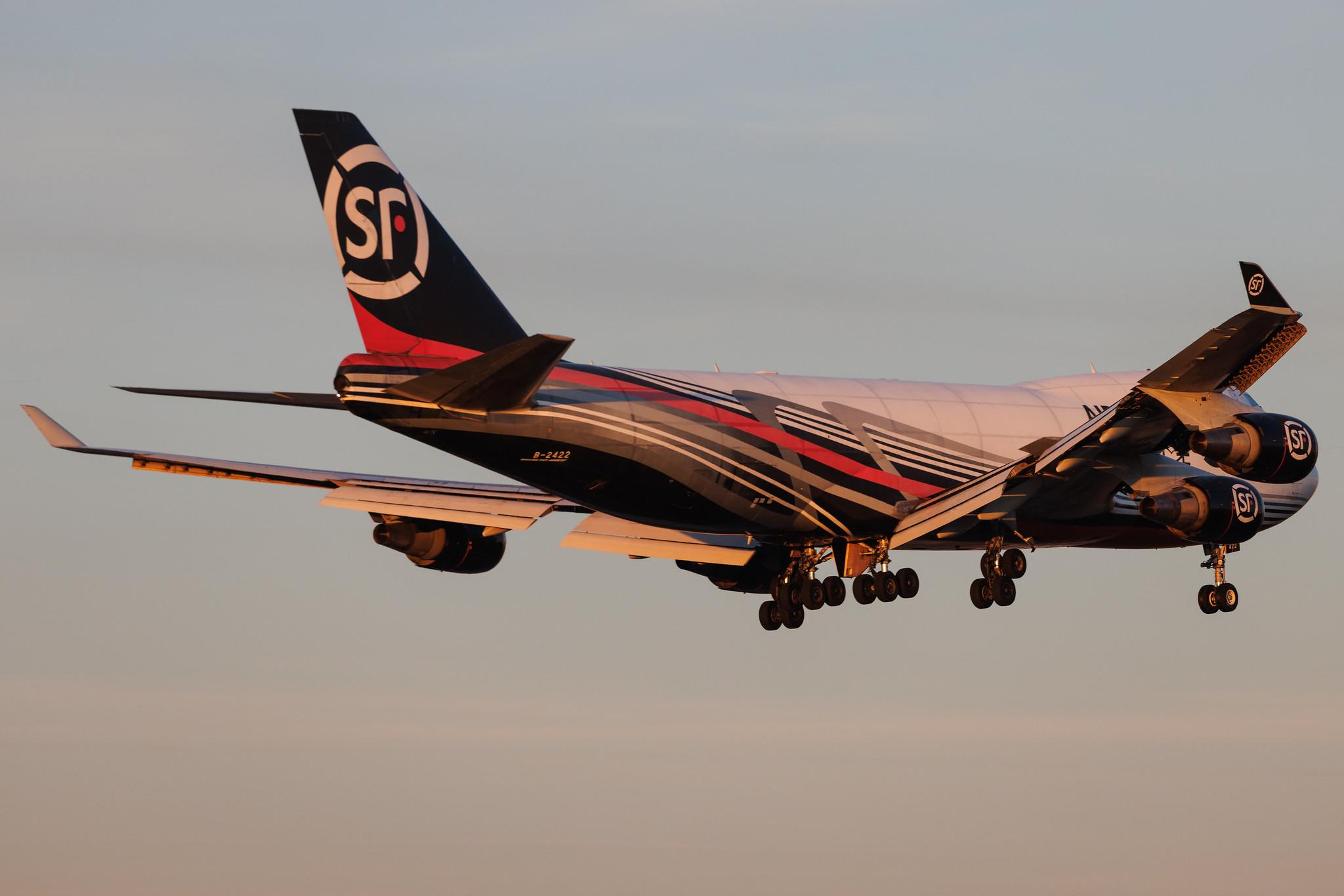 Frankfurt Airport: SF Airlines (O3 / CSS) | Boeing 747-4EVF(ER) B744 | B-2422 | MSN 35173