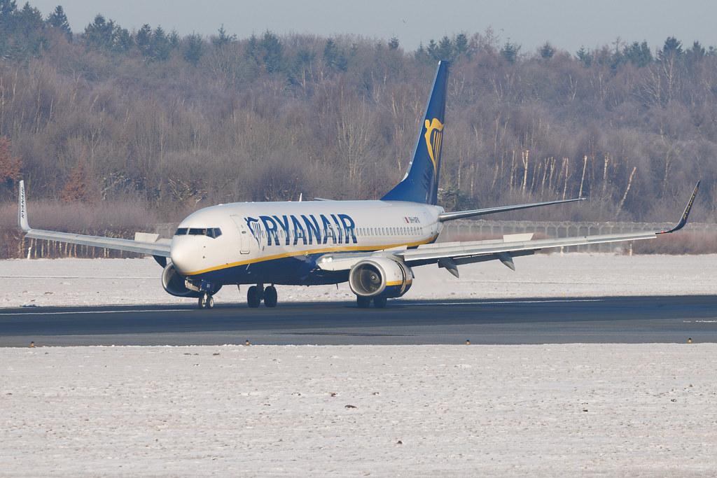 Hamburg Airport: Ryanair (FR / RYR) | Operator: Malta Air | Boeing 737-8AS B738 | 9H-QFK | MSN 44779