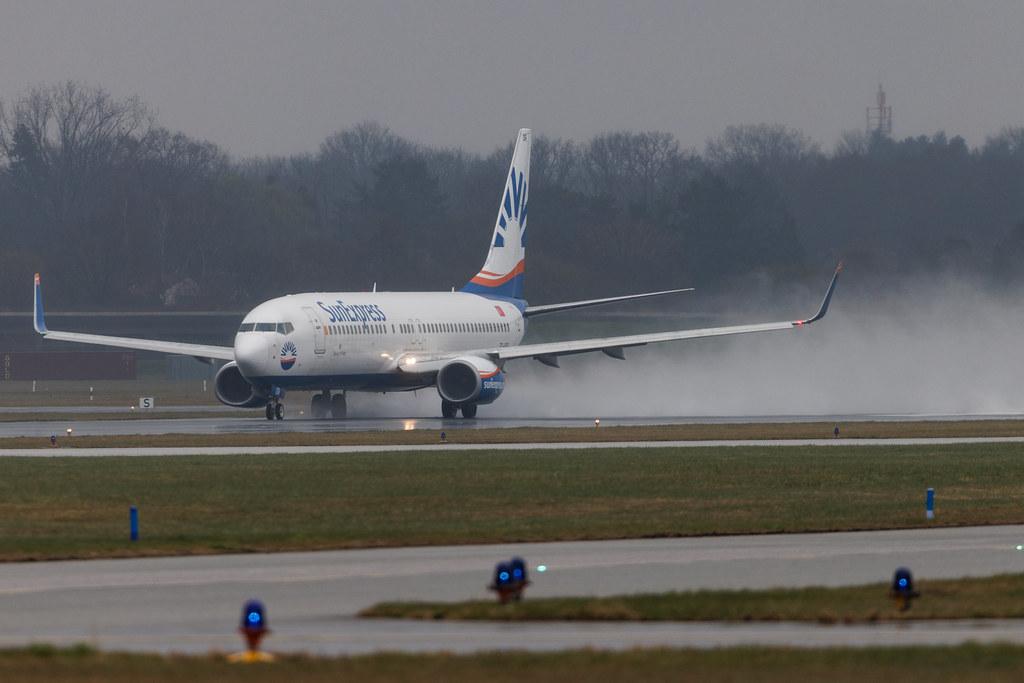 Hamburg Airport: SunExpress (XQ / SXS) | Boeing 737-8AS B738 | TC-SOR | MSN 33563