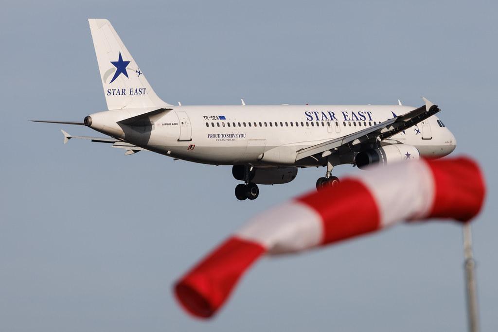 Frankfurt Airport: Star East Airlines (4R / SEK) | Airbus A320-231 A320 | YR-SEA | MSN 0357