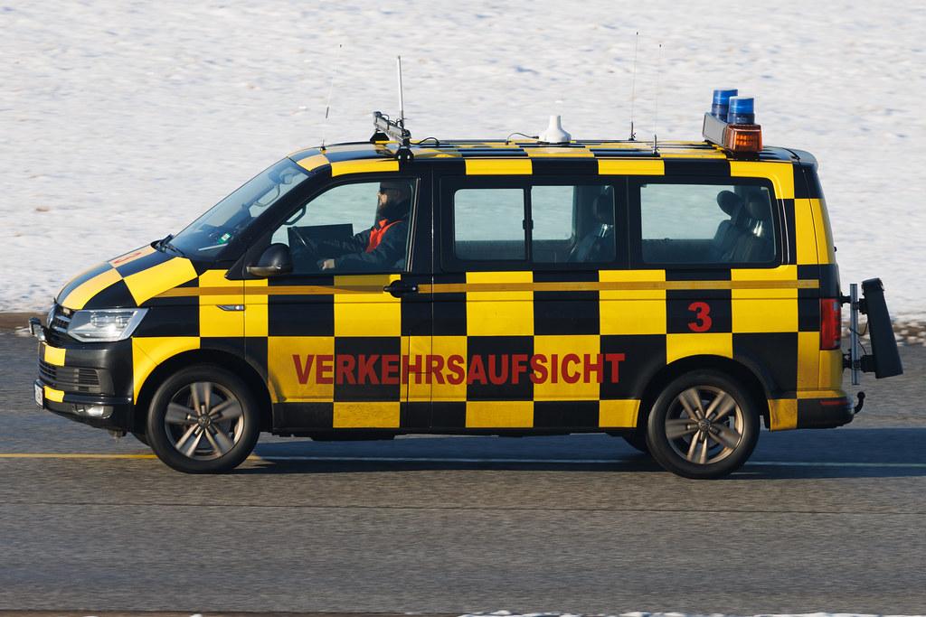 Hamburg Airport: Verkehrsaufsicht 3
