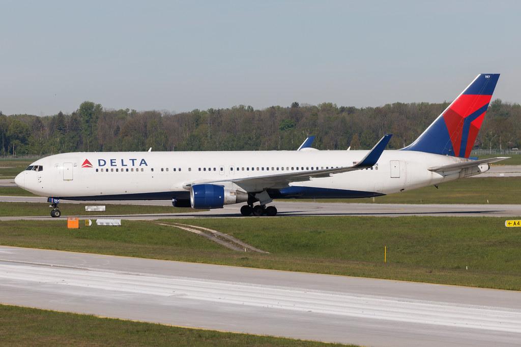 Munich Airport: Delta Air Lines (DL / DAL) | Boeing 767-332(ER) B763 | N197DN | MSN 28454
