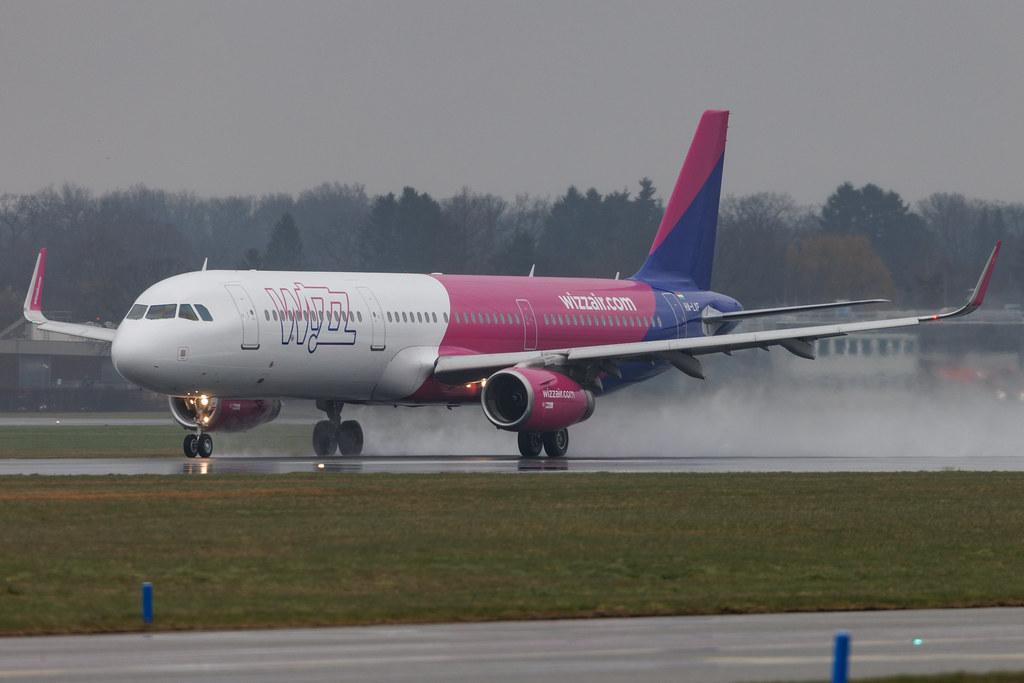 Hamburg Airport: Wizz Air (W6 / WZZ) | Airbus A321-231 A321 | HA-LXF | MSN 7155