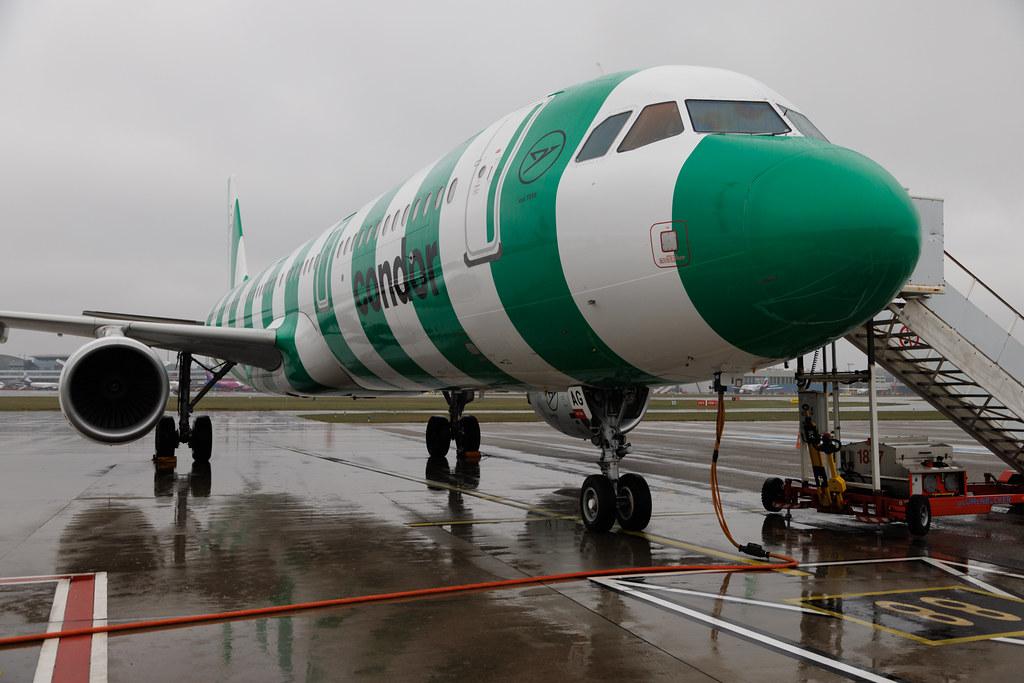 Hamburg Airport: Condor (DE / CFG) | Airbus A321-211 A321 | D-AIAG | MSN 6590