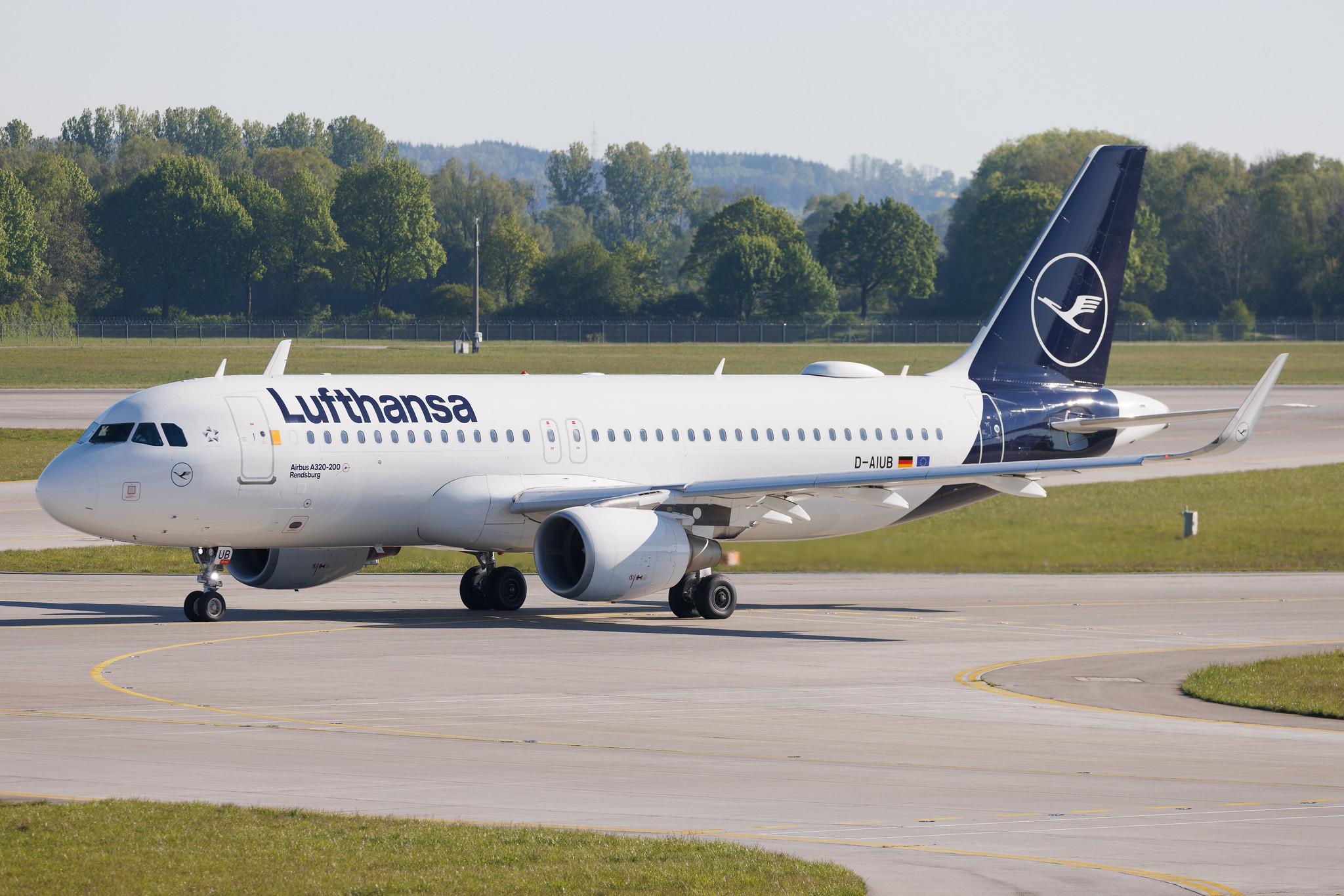 Munich Airport: Lufthansa (LH / DLH) | Airbus A320-214 A320 | D-AIUB | MSN 5972
