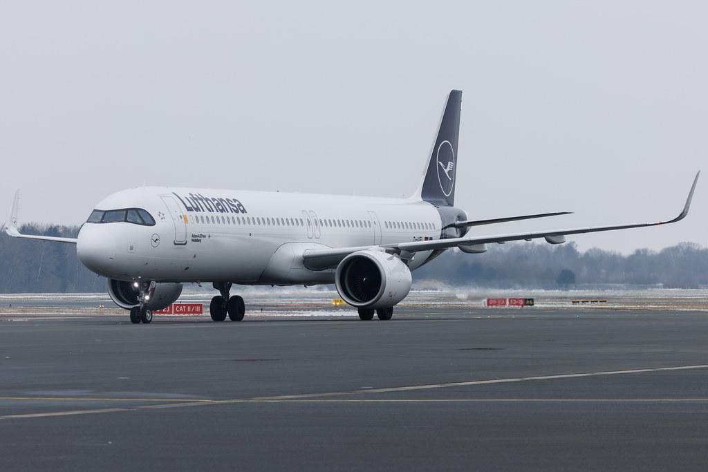 Hamburg Airport: Lufthansa (LH / DLH) | Airbus A321-271NX A21N | D-AIEL | MSN 10715