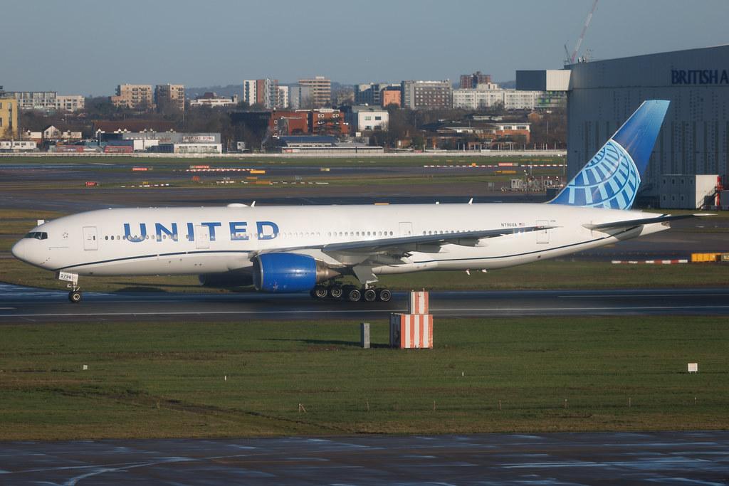 London Heathrow: United Airlines (UA / UAL) | Boeing 777-222(ER) B772 | N796UA | MSN 26931