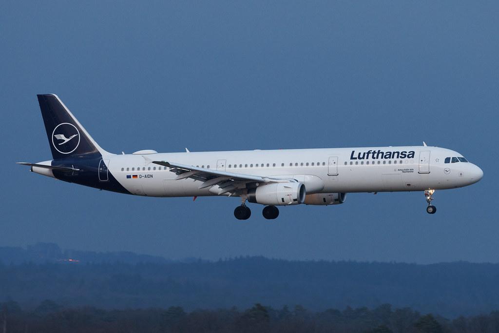 Köln Bonn Airport: Lufthansa (LH / DLH) | Airbus A321-231 A321 | D-AIDN | MSN 4976