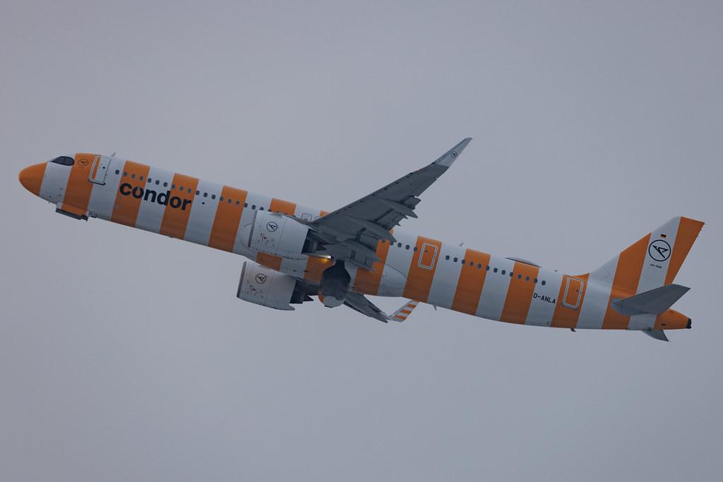 Hamburg Airport: Condor (DE / CFG) | Livery: Yellow Sunshine Livery | Airbus A321-271NX A21N | D-ANLA | MSN 12006