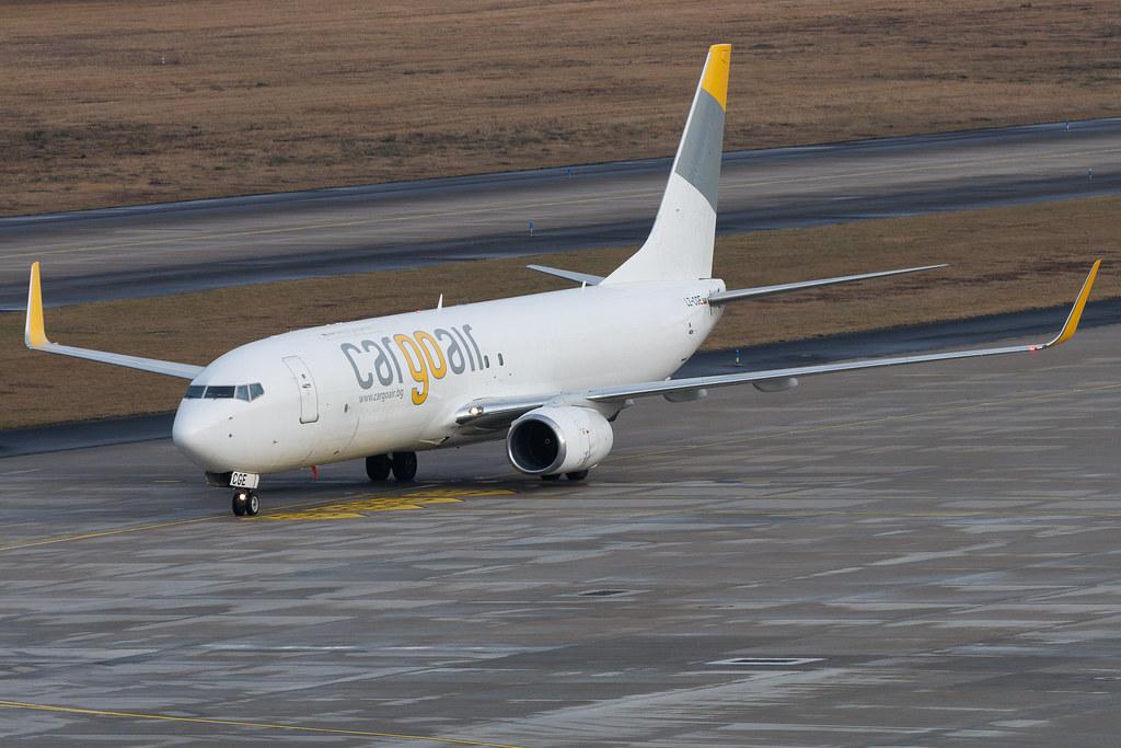 Köln Bonn Airport: Cargo Air (CGF) | Boeing 737-86J(SF) B738 | LZ-CGE | MSN 30881