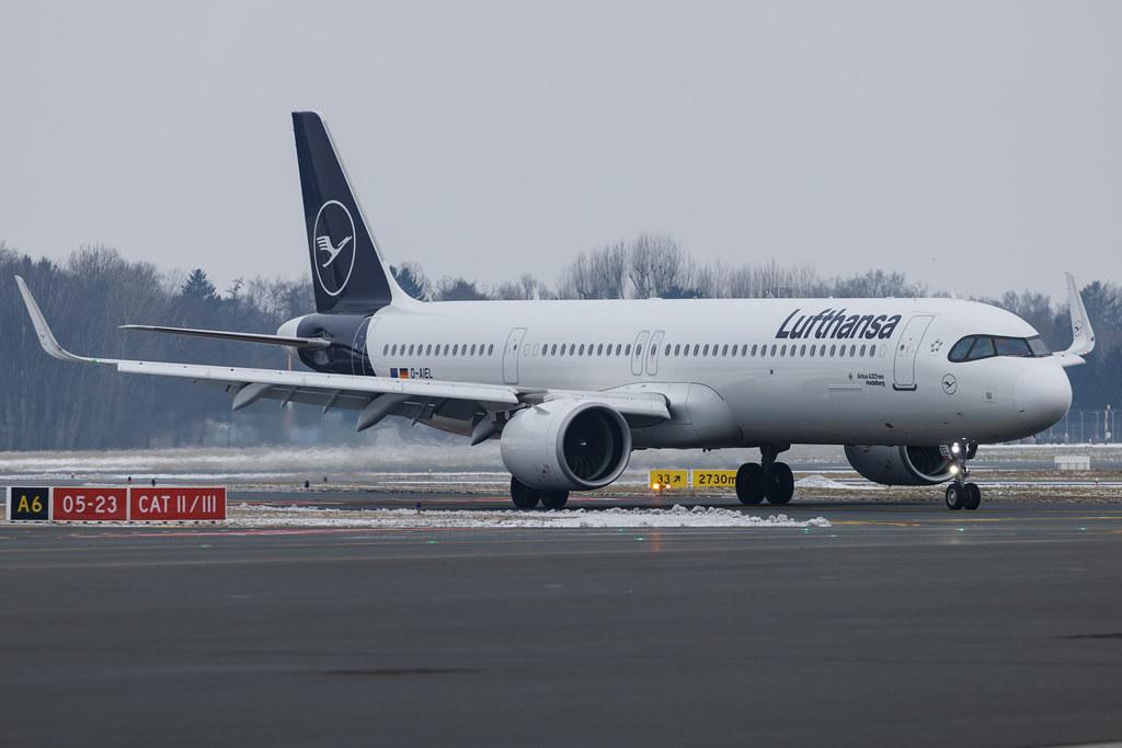 Hamburg Airport: Lufthansa (LH / DLH) | Airbus A321-271NX A21N | D-AIEL | MSN 10715