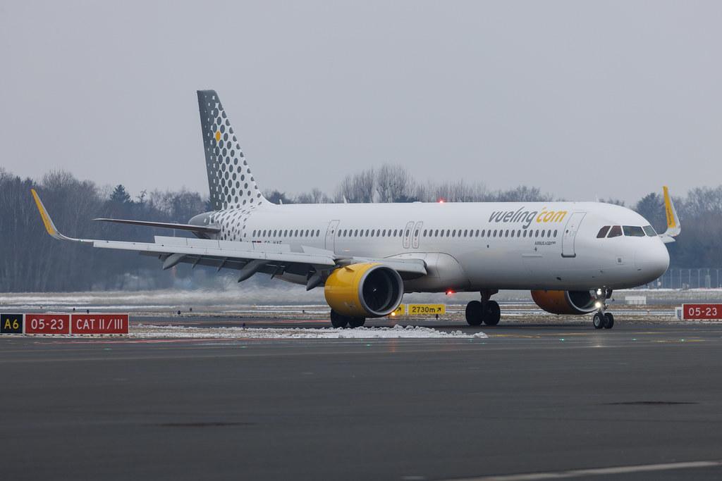 Hamburg Airport: Vueling (VY / VLG) | Airbus A321-271NX A21N | EC-NYF | MSN 11377